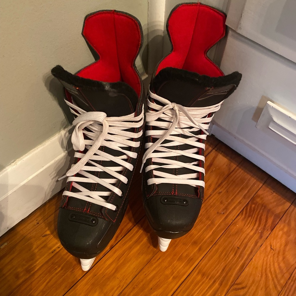 Bauer ice skates